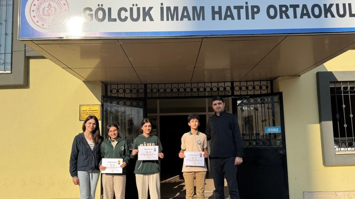 8. Sınıf Öğrencilerimize Yönelik 28 Ekim 2024 Tarihli Kazanım Değerlendirme Sınavında İlk Üç Dereceyi Elde Eden Öğrencilerimizi Ödüllendirdik.